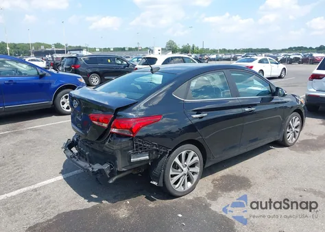 2021 Hyundai Accent Limited z USA, uszkodzony, nr VIN 3KPC34A65ME135499